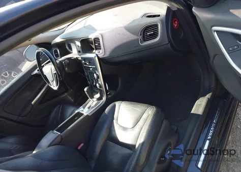 2012 Volvo S60 T6 из США, поврежденный, VIN YV1902FH9C2101623